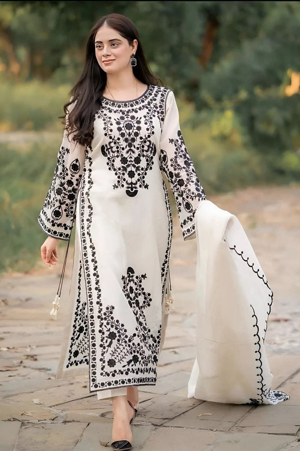 URGE Pure Lawn 3PC Embroidered Collection
